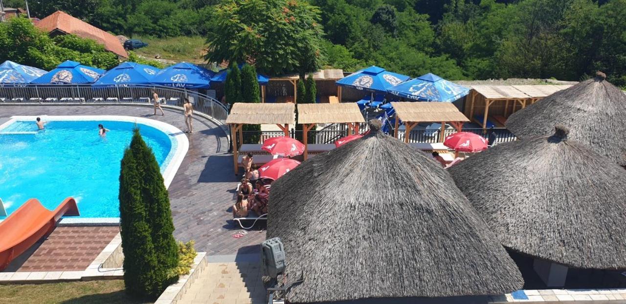 Sunny Hill Apartments & Aqua Park Vrnjačka Banja Exterior foto